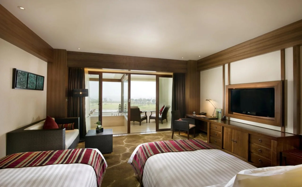 Toaytt hotel & resorts