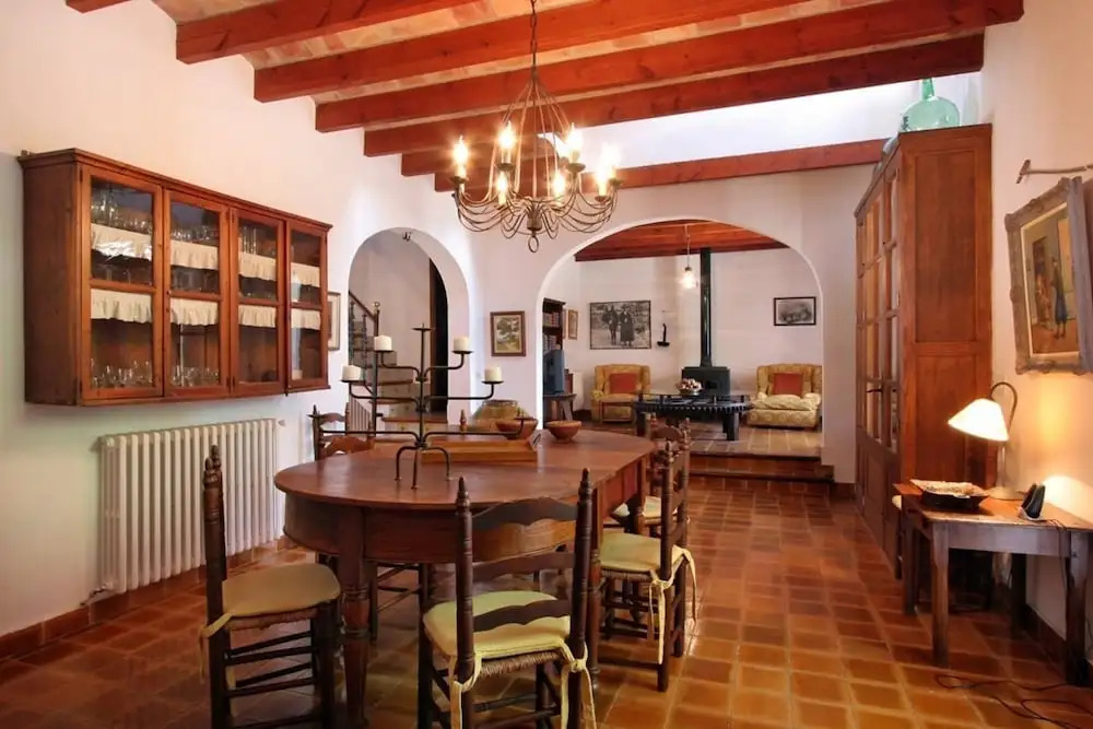 Villa - 4 Bedrooms with Pool and WiFi - 103179