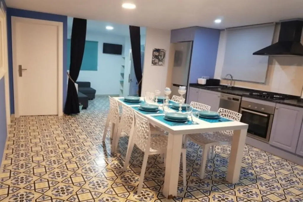 Ducal Apartments by Hugo Beach Hotel