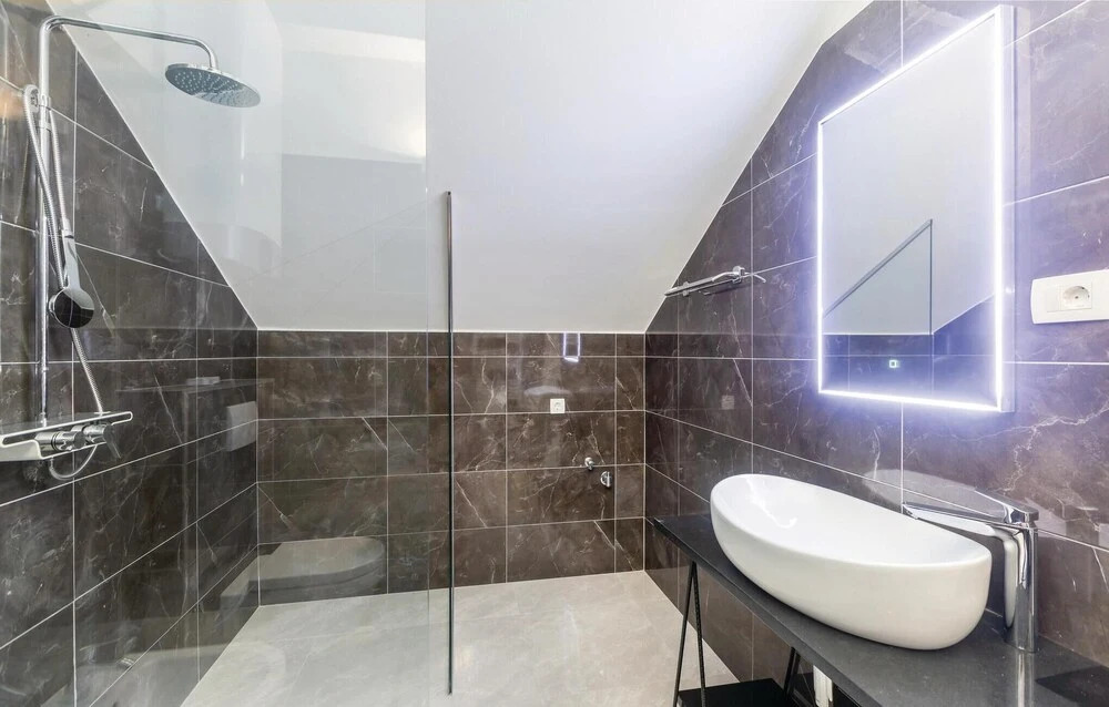 Beautiful Apartment in Krk With 2 Bedrooms, Wifi and Outdoor Swimming Pool