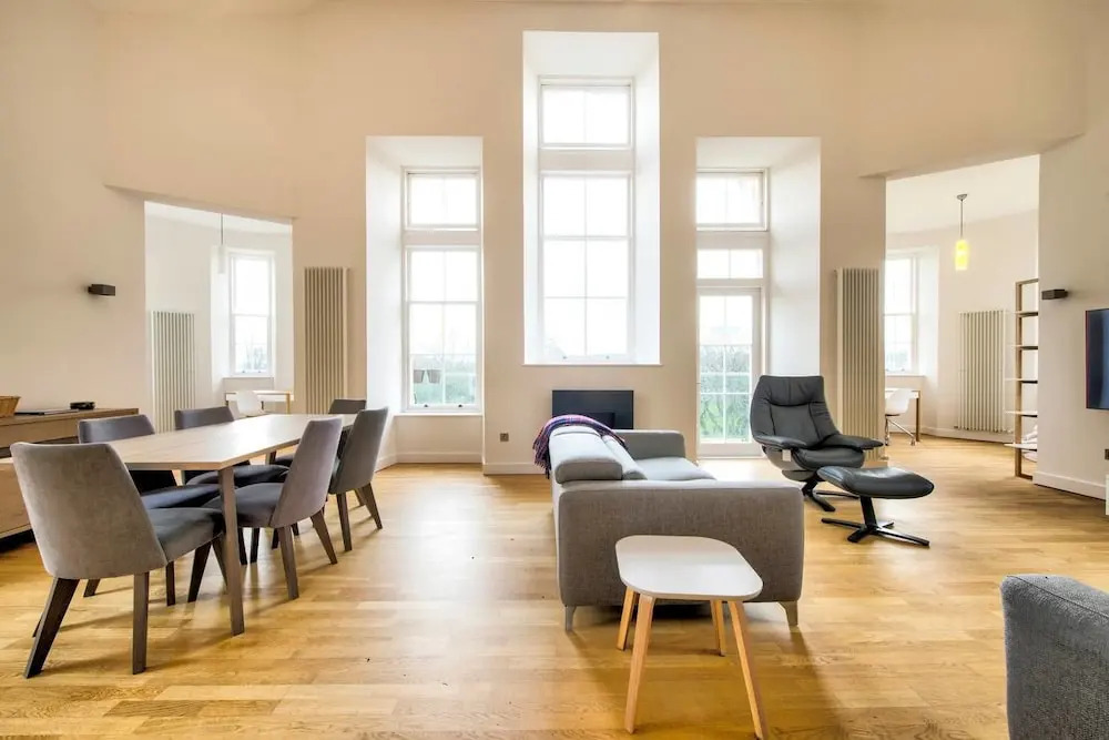 Iconic Quartermile Old Town 3 Bed Duplex