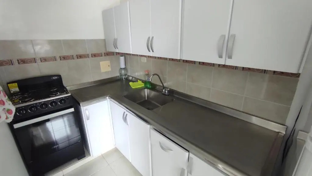 Apartamento Cómodo, Iluminado Y Central En Manizales