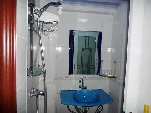 Nanning Ba Ba Hotel (Chaoyang Square Subway Station)