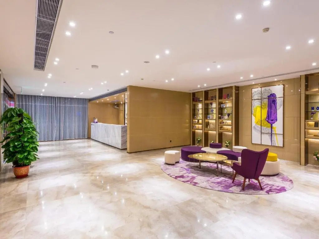 Lavande Hotel·Foshan  Zhoucun Liguang Road Xunfenggang Metro station