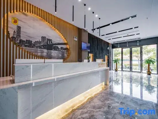 Super 8 Hotel (Sanya Bay Jixiang Street)
