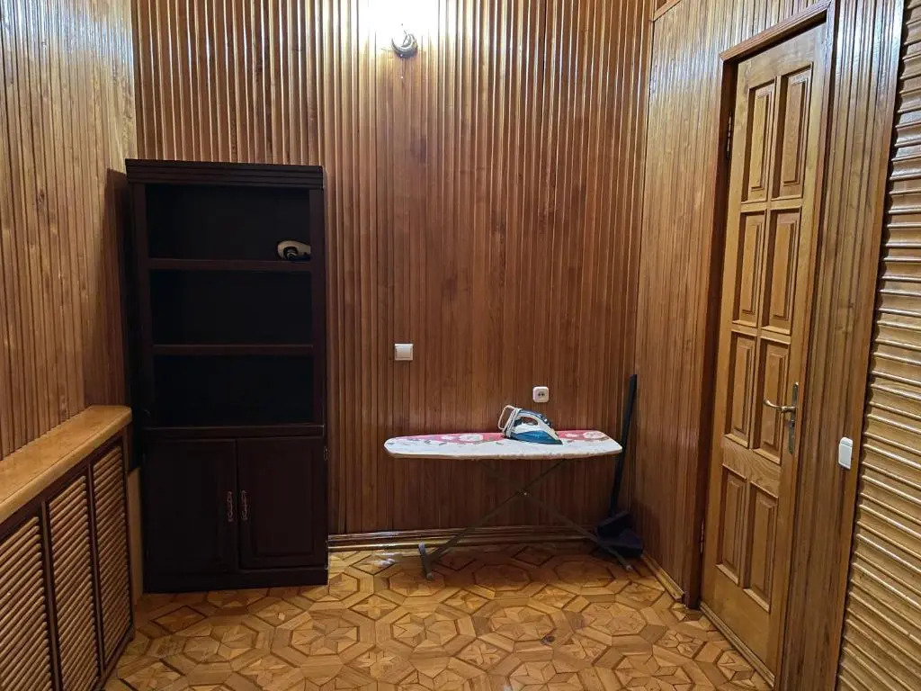 Three room apartment by sea