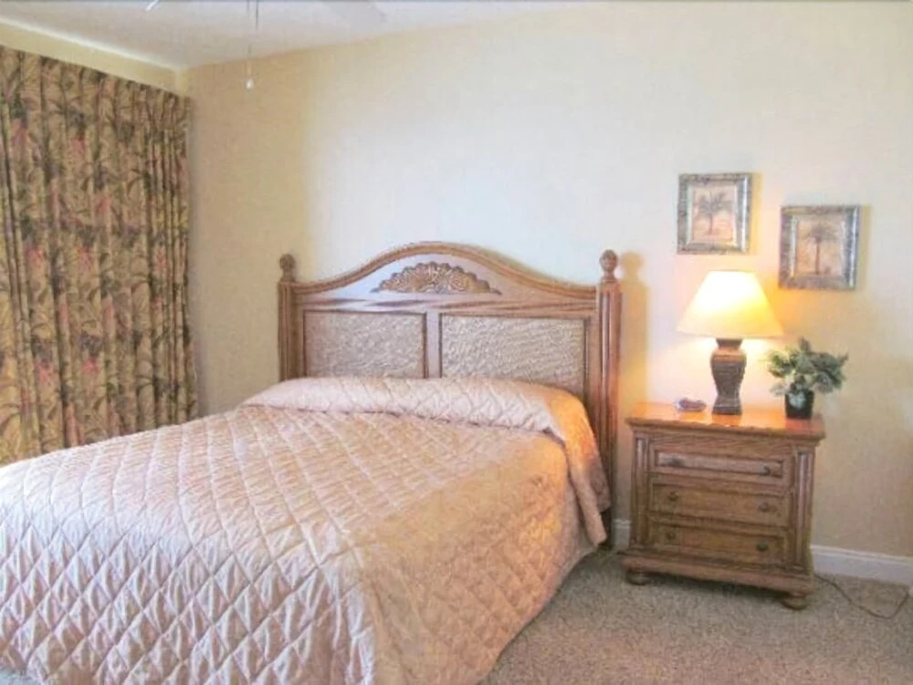 Treasure Island 207 - Two Bedroom Condo