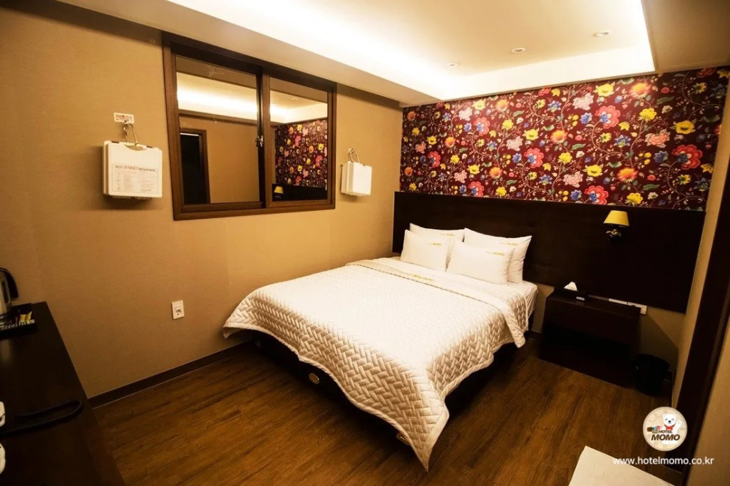Hotel MoMo