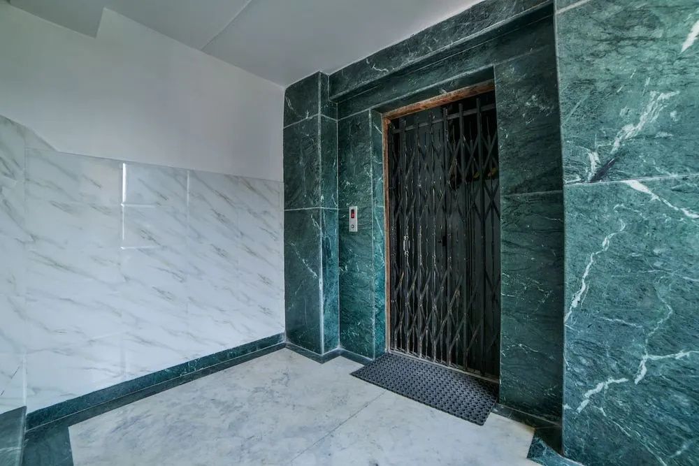 OYO 13251 Hotel Three Castles Deluxe