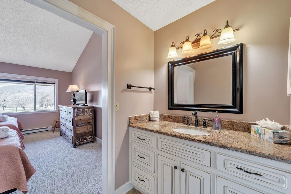 Rumbling Bald Resort-fairway Villa On Bald Mountain Lake-mountain Views 2 Bedroom Condo by Sunscape Property Management