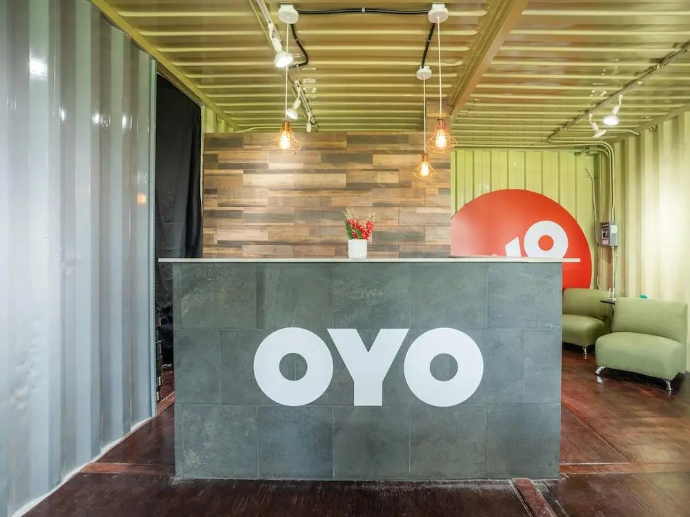 Oyo Hotel Bed Box
