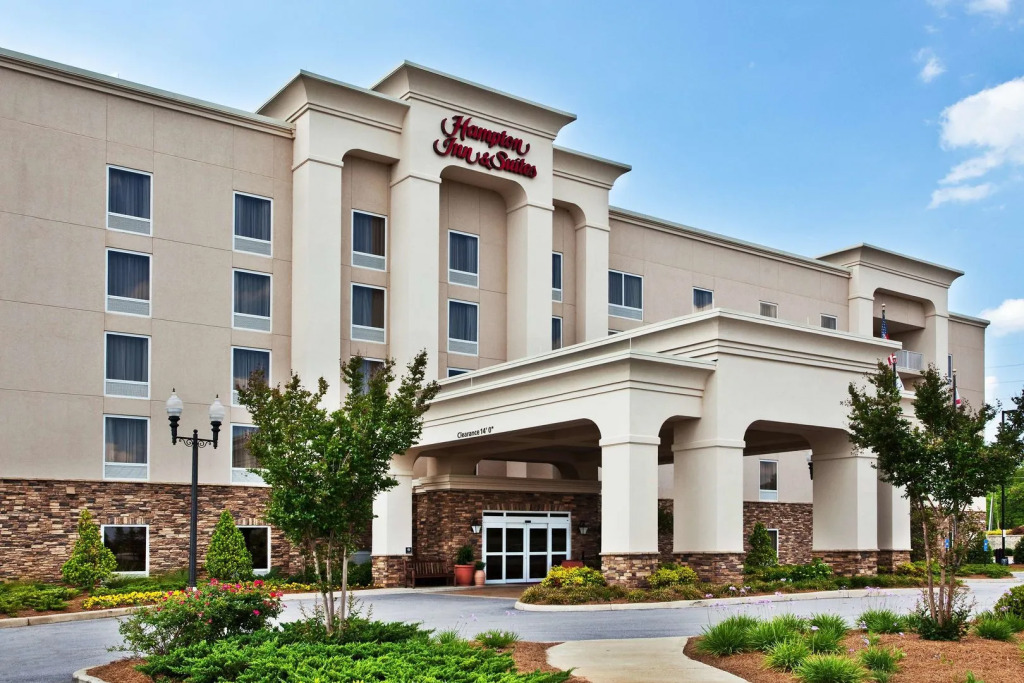 Hampton Inn & Suites Lanett-I-85