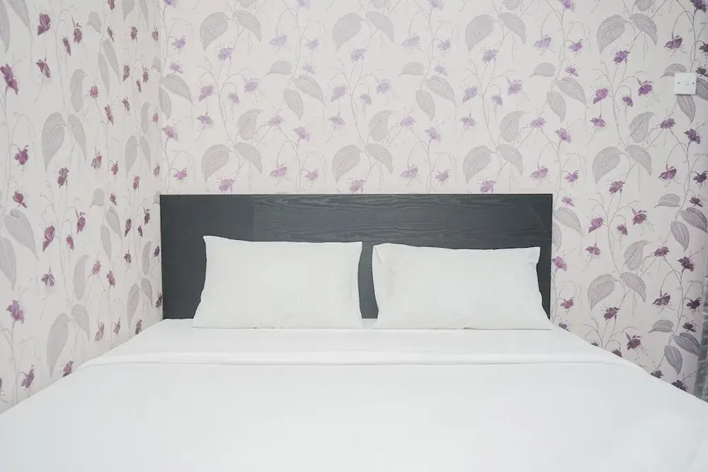 Modern Comfy 2Br Serpong Greenview Apartment