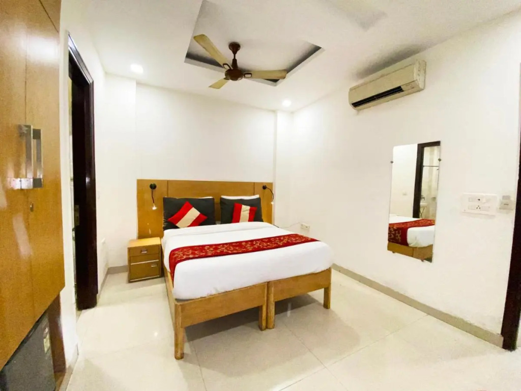 Hotel O Rohini Sector 24