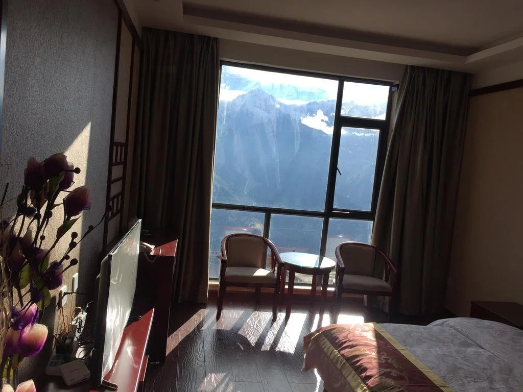 Mingzhu Hotel
