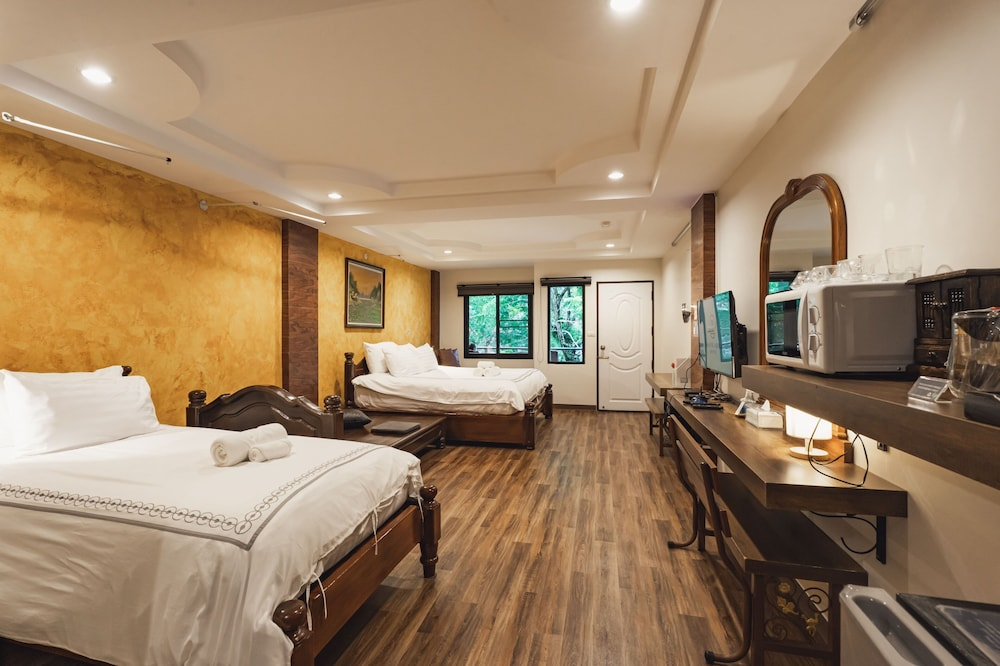 Namtok Sarika Resotel