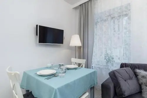 Bently Apartments I