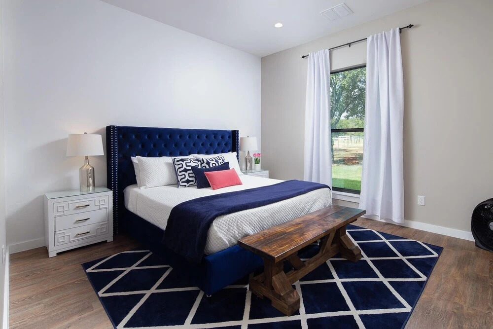 The White House On The Horseshoe 8 Bedroom Home by RedAwning