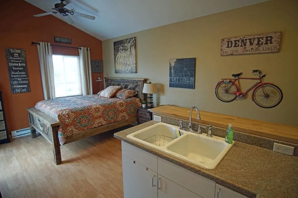 Industrial Old Town Bungalow w/ Free Cruiser Bikes