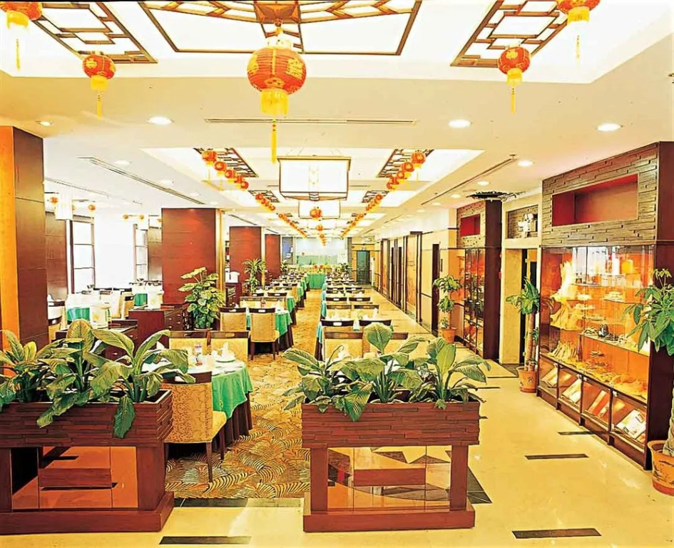 Lifu Hotel - Huang Pu Road Run Du
