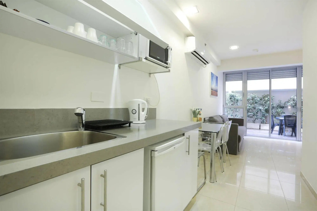 Sea Land Suites - by Echo Hotels