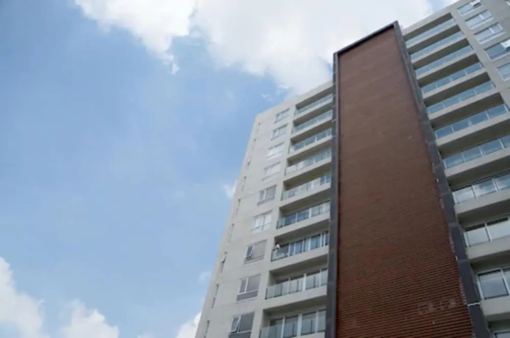 Metropolitan Suites