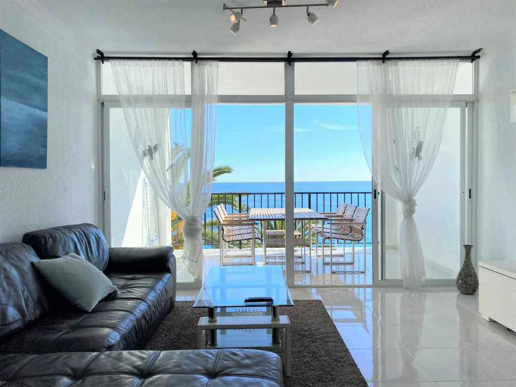 Tuhillo 2D Seaview Apartments Casasol