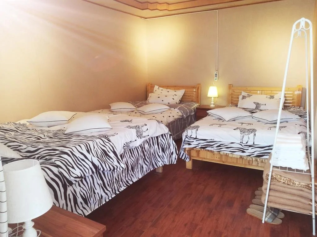 Dali Xizhou Xingzou Youth Hostel