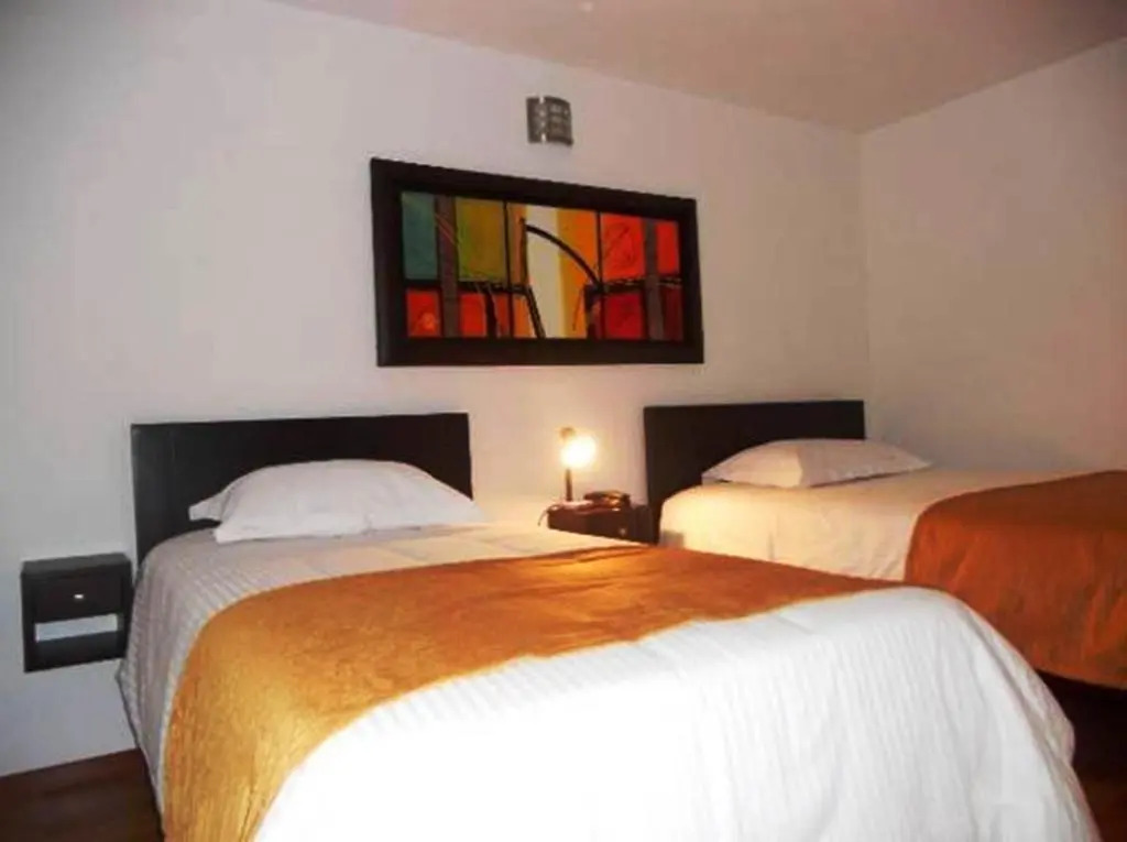 Hotel Expo Inn Embajada