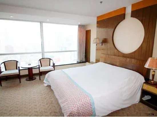 Yantai New Vision Cinema Hotel (Haigang Road Zhenhua Commercial Building)