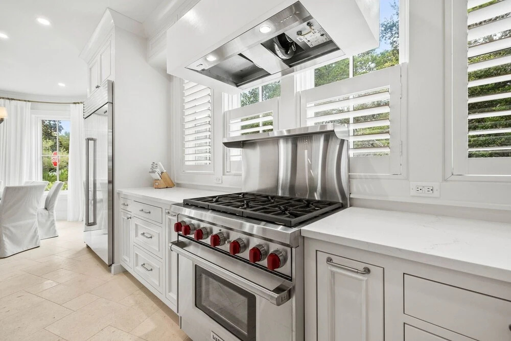Newly Designed Custom Seaside Home with 6 Bedrooms + Next to Adult Pool/Fitness Center 6 Home by RedAwning