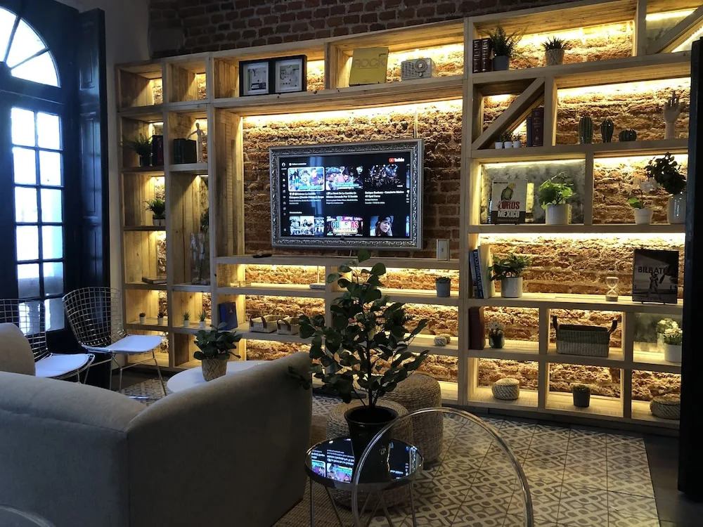 Hotel Puerta Roja Rome