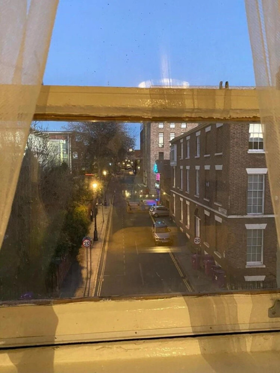 Liverpool City Stays - City Centre Apartment