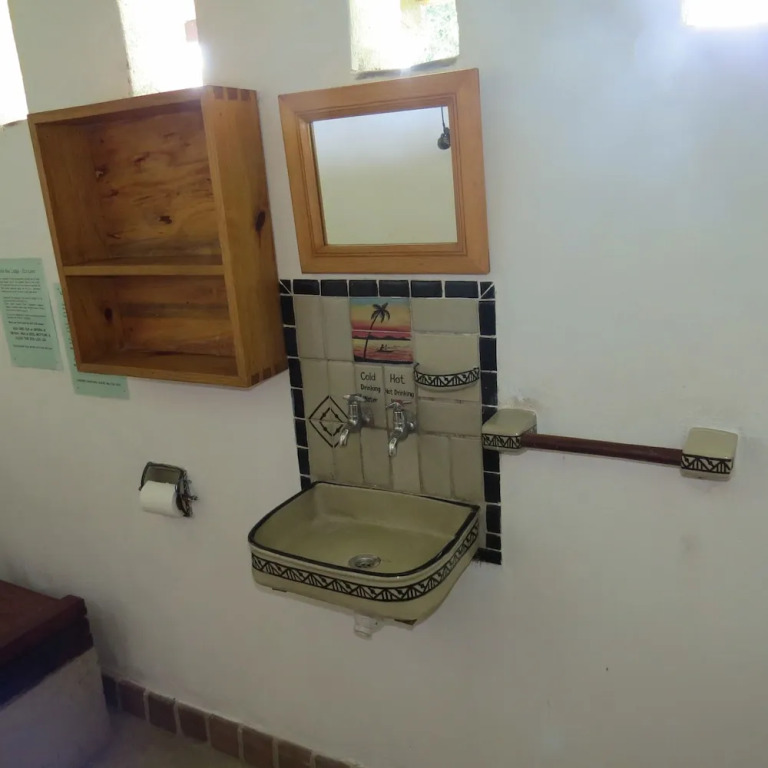 Ulisa Bay Lodge