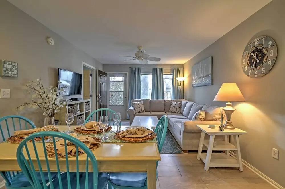 Ocean City Condo w/ Patio - Great Central Location