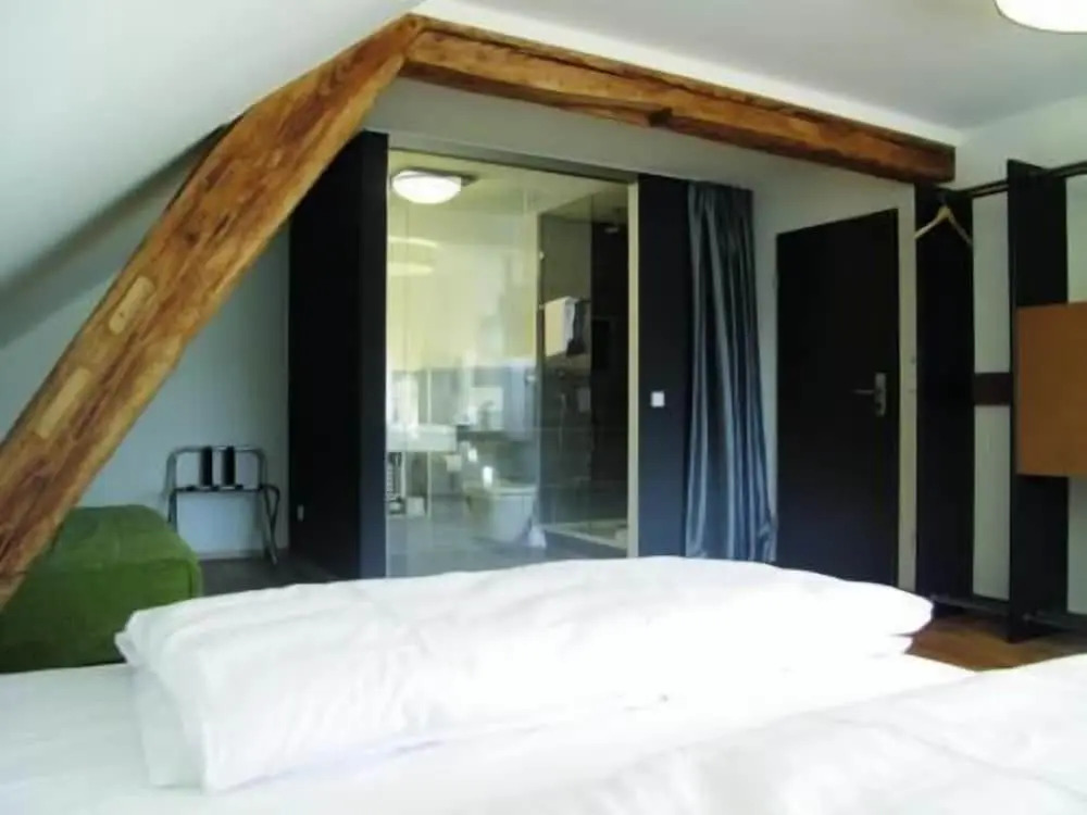 OX Hotel