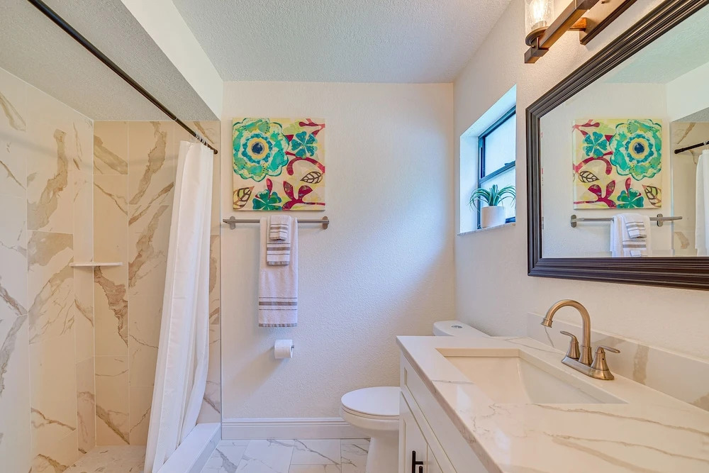 Spring Hill Retreat W/ Pool: 7 Mi To Weeki Wachee!