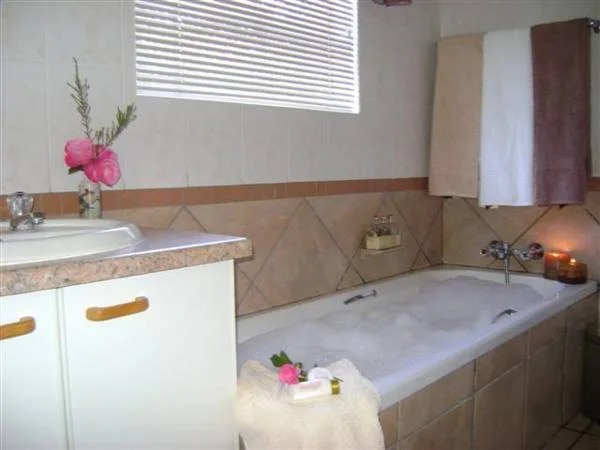 Tehillah Guest House