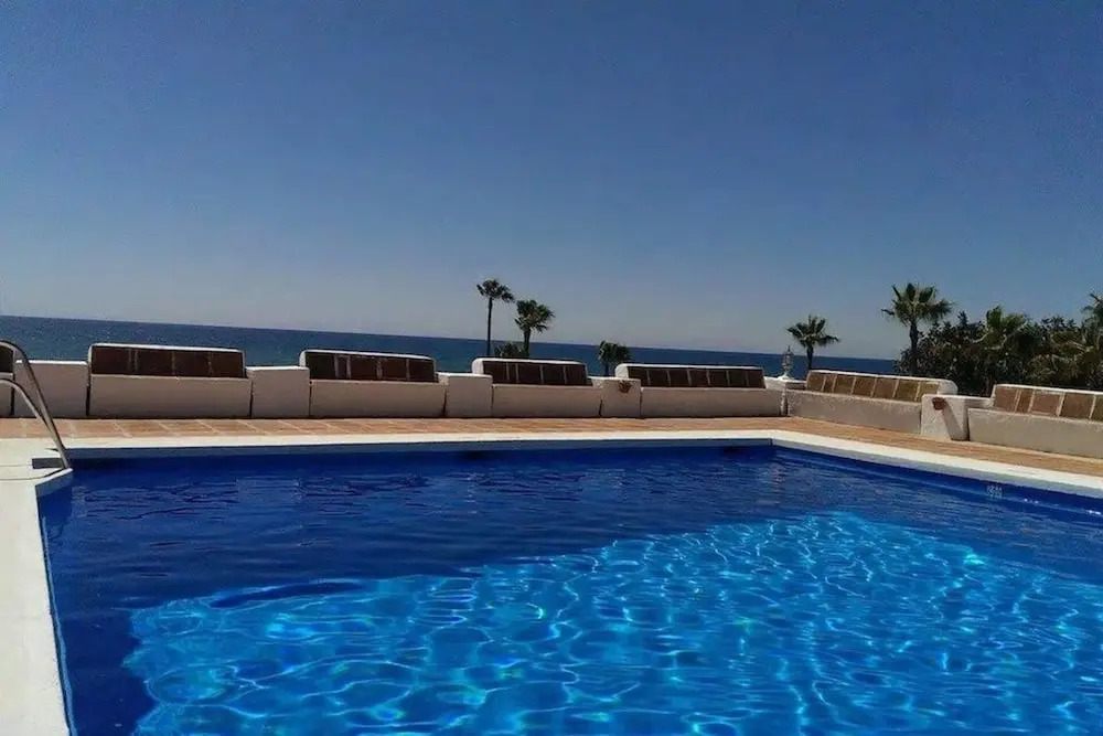 1st Line Beach, 2-bed Apartment in Calahonda