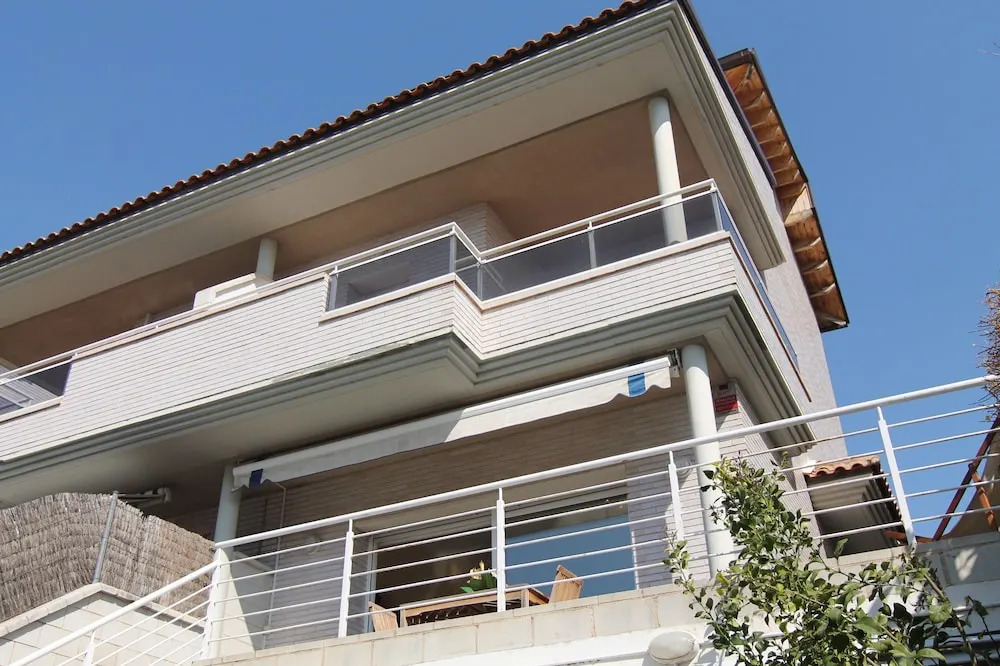 Llevant Sitges Rentals