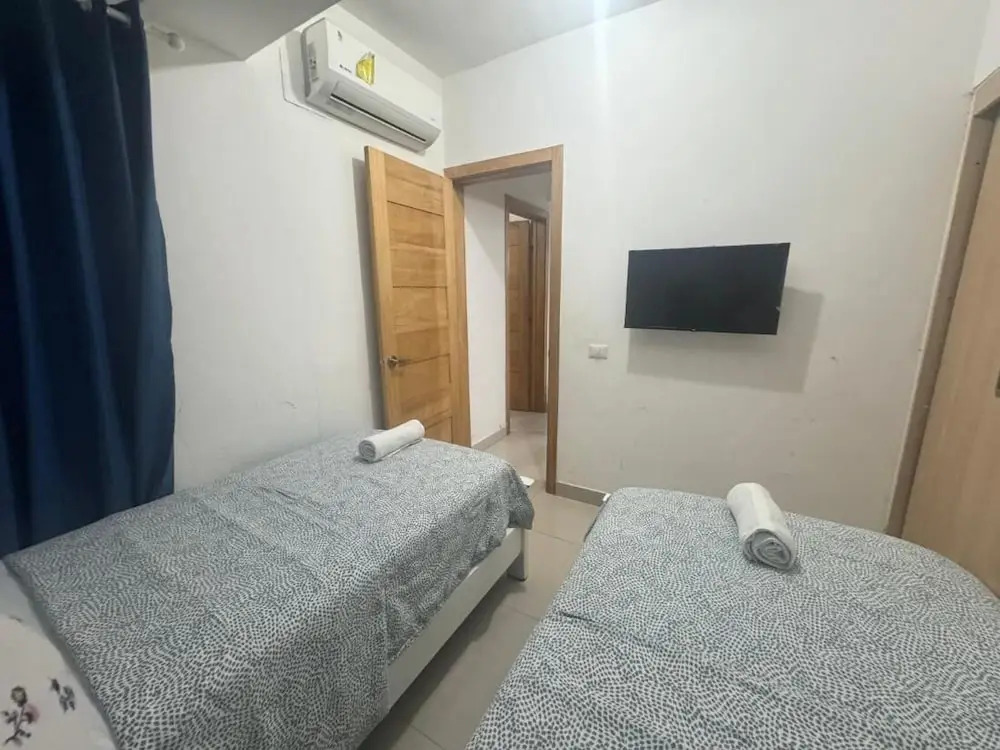 Modern Beach Apartment Pool Balcony 4min Walk to Boca Chica Beach