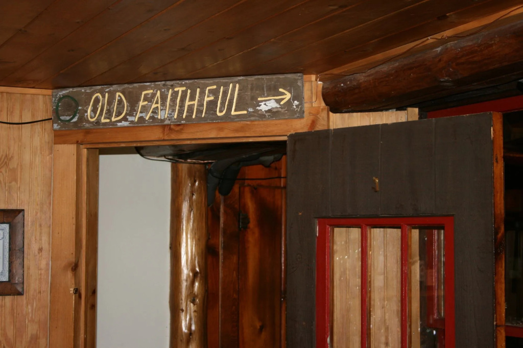 Garnet Hill Lodge