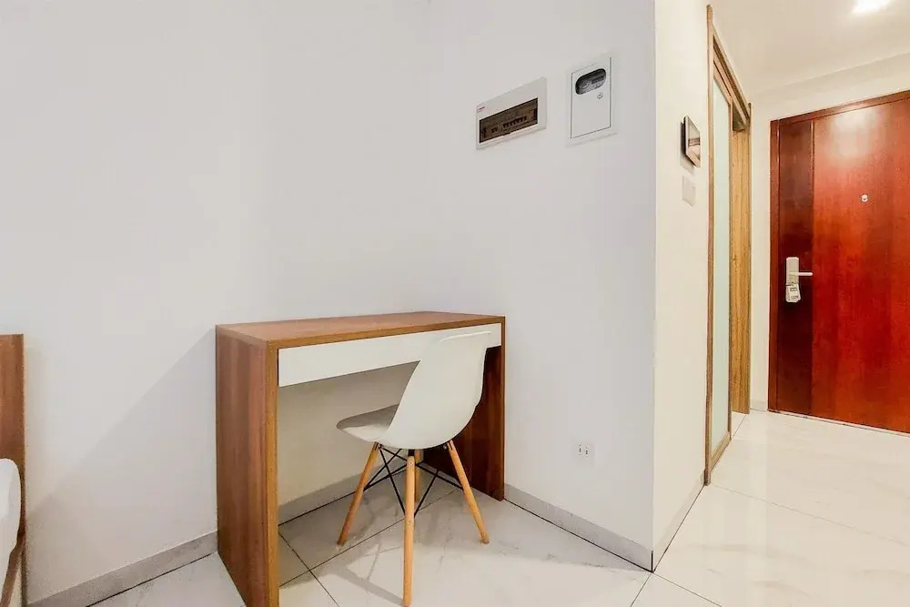 Warm Studio At 38Th Floor Sky House Alam Sutera Apartment