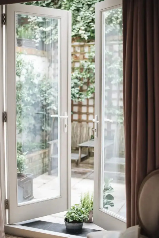 Glorious 2 Bedroom Apartment