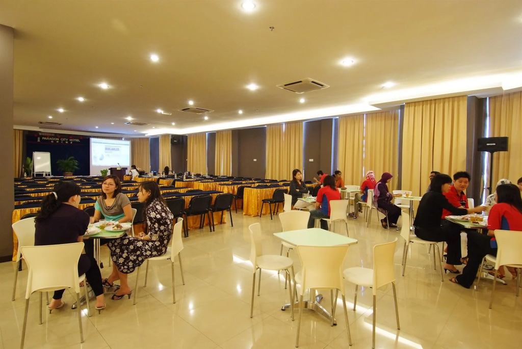 Paragon City Hotel