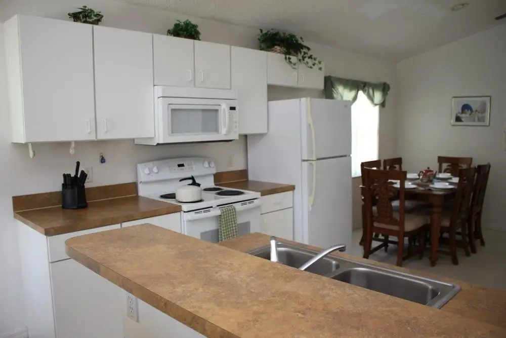 Florida Pines 195 - Four Bedroom Villa with Private Pool