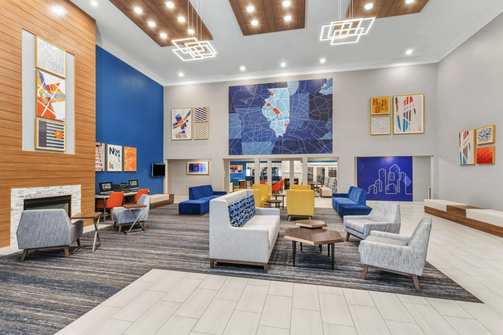 Holiday Inn Express Hotel & Suites Bloomington-Normal University Area by IHG
