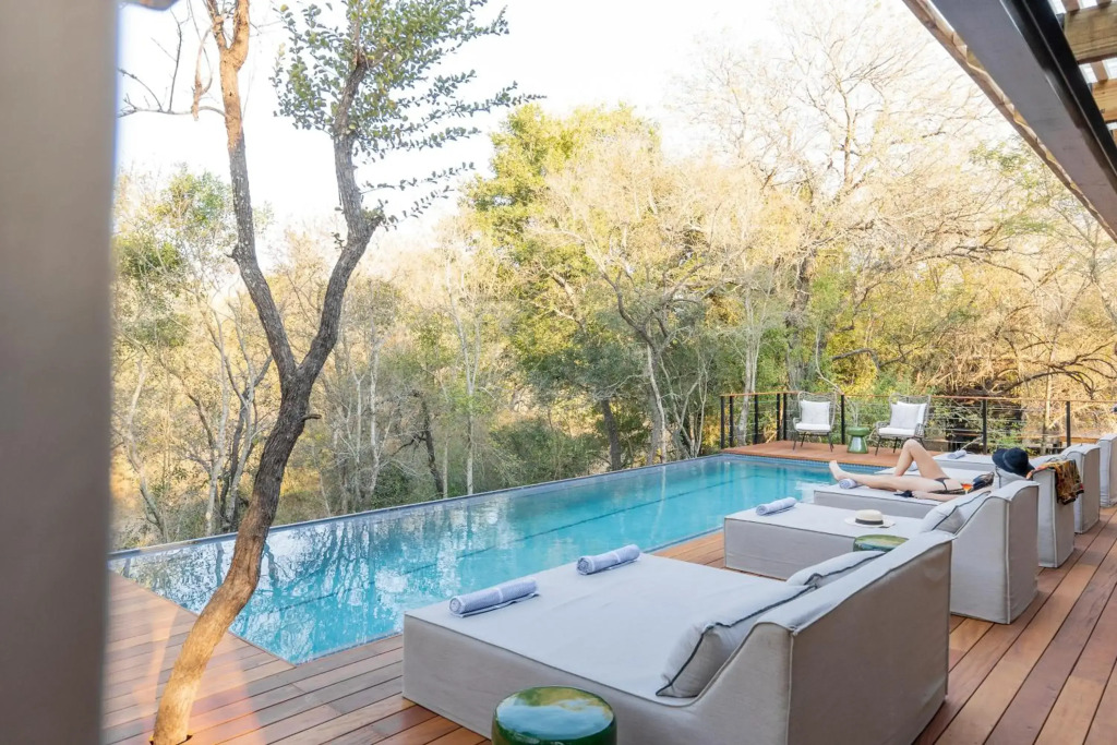 Thornybush Simbambilli Lodge