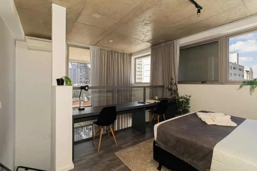 Duplex com piscina e academia