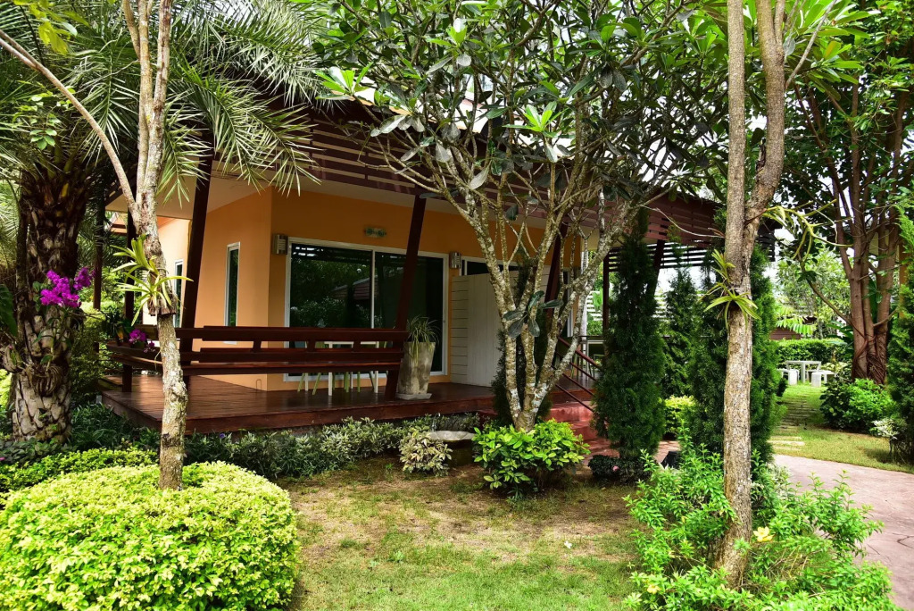 Lemon Chalet Kaeng Krachan Resort